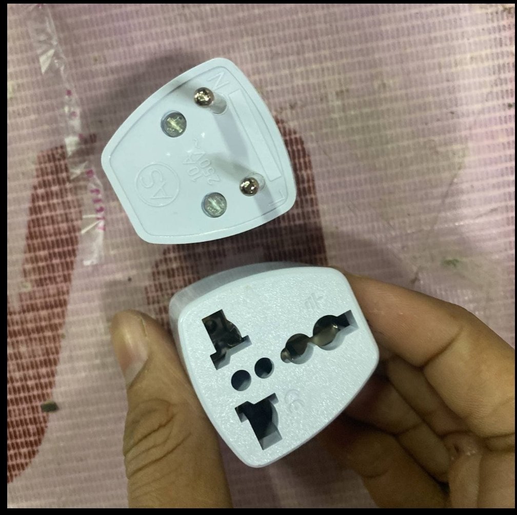 New Travel Adapter (1 Pis)